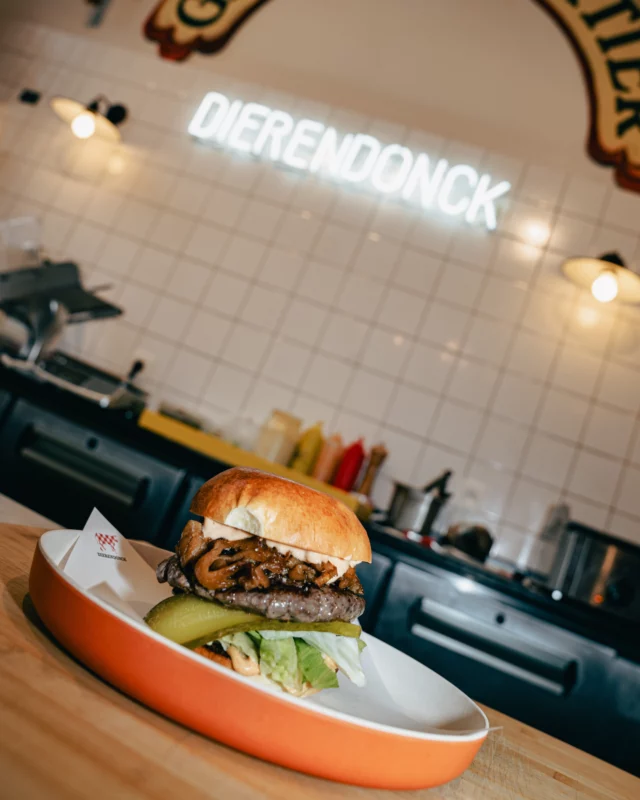 Best move of the day? This burger ! 🍔 @dierendonck