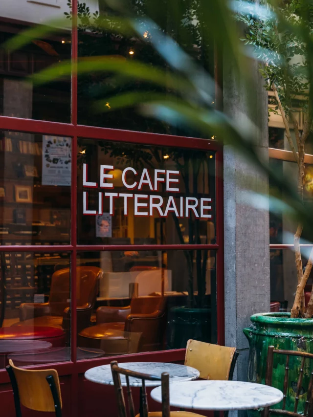 Welcome to Le Café Littéraire where good books, great coffee, tasty food, and cozy moments come together ✨