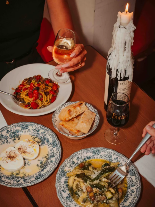 Friday date night at Bortier✨
Candlelight, fresh pasta, and creamy burrata @gazzosa.brussels the perfect recipe for a memorable evening🍝🕯️