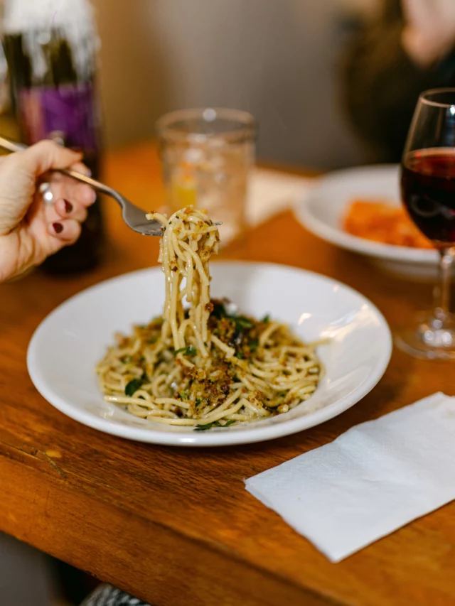 Gazzosa vous attend pour déguster les spaghetti chitarra alla mollica 🍝